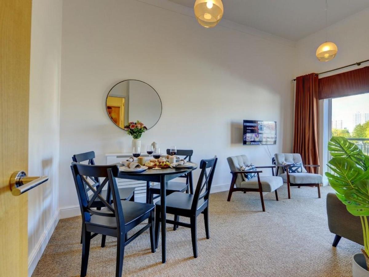 The Clement Apartment Stylish Two Bedroom Apartment Very Close To The Birmingham Arena Exterior photo